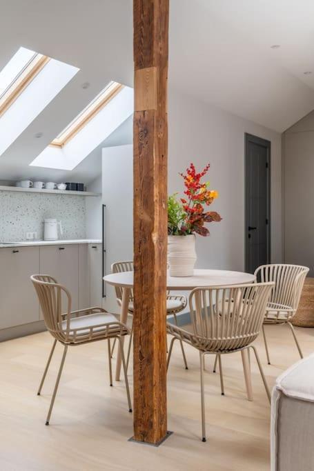 Bright Designer Mansard In City Centre Apartment Riga