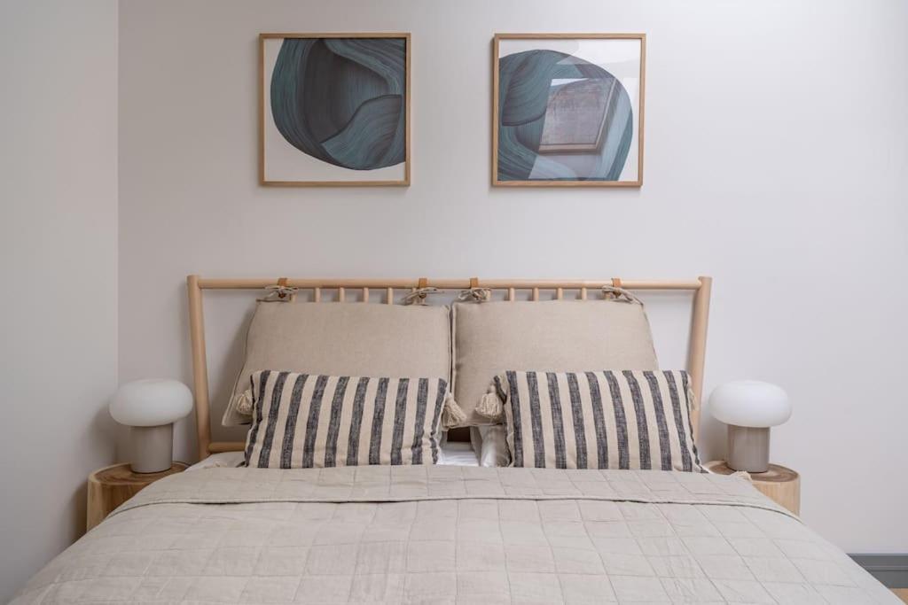 Bright Designer Mansard In City Centre Apartment Riga